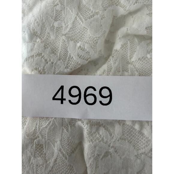 Casual Corner Annex Petite Size LP Floral Lace Casual Top White Sleeveless Lined - Picture 7 of 7